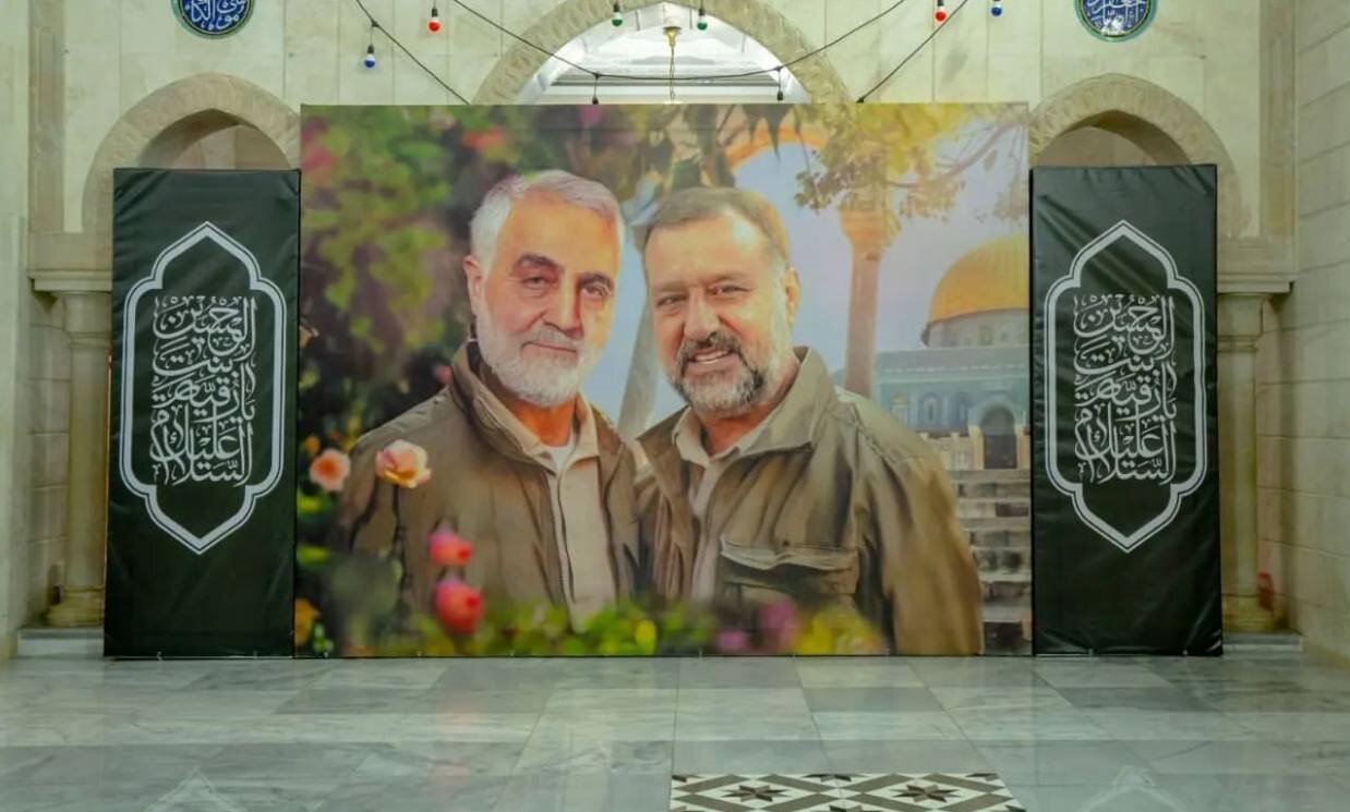عکسی از تیپ غیرنظامی فرمانده کل سپاه/ سردار رادان و وزیر احمدی نژاد هم آمدند/ احمدی مقدم هم بود