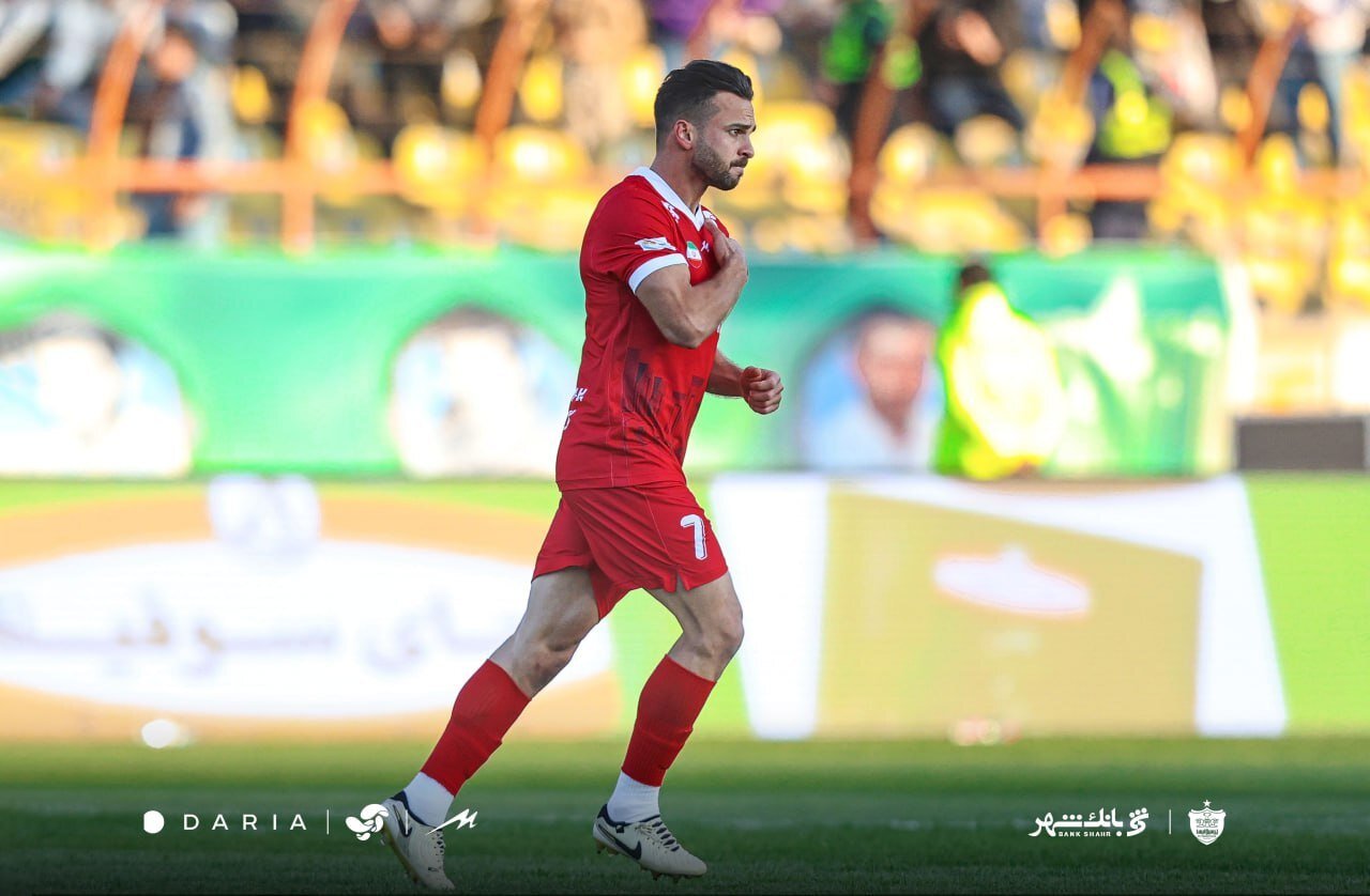 محرومیت سروش رفیعی از بازی پیکان - پرسپولیس
